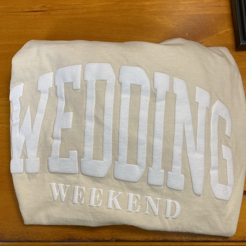 Friday+Saturday Wedding Weekend Tee Shirt Large NWOT - Picture 8 of 8